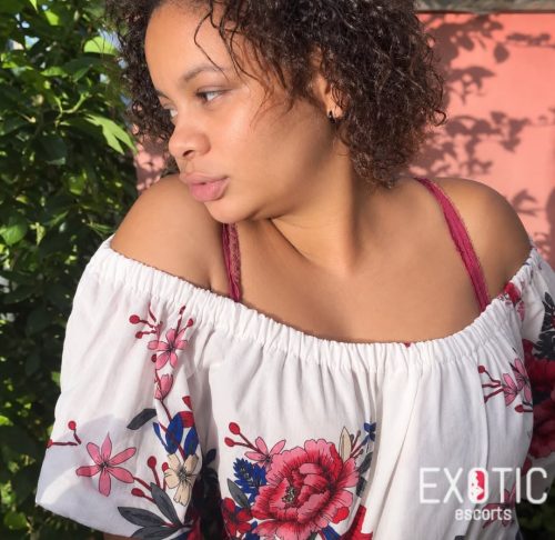 Aisha, escort in Kona ya Bwiru, Tanzania (photo 5)