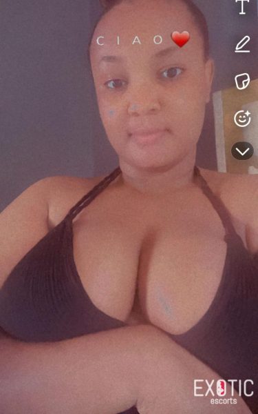 Nancy, escort in Moshi Town, Tanzania (photo 7)
