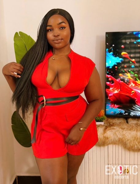 Priscy, escort in Kahama, Tanzania (photo 2)