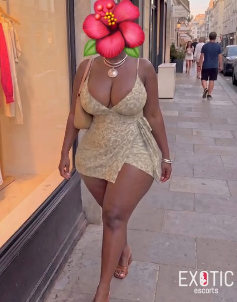 Lili, escort in Masaki, Tanzania